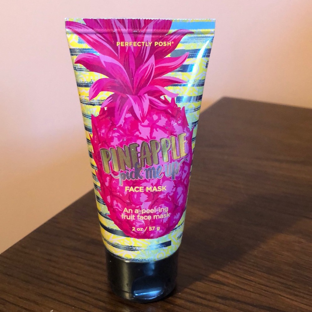 Perfectly Posh Pineapple Pick Me Up Face Mask NEW AND SEALED!!